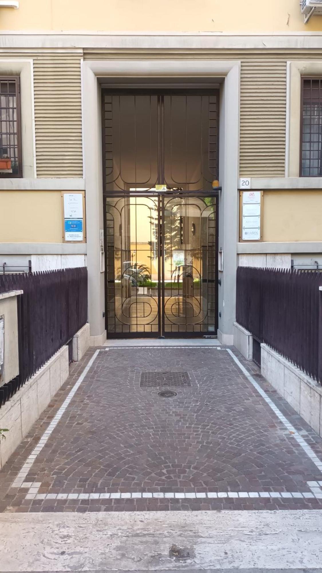 Olimpo Apartments St John In Lateran Rome Exterior photo
