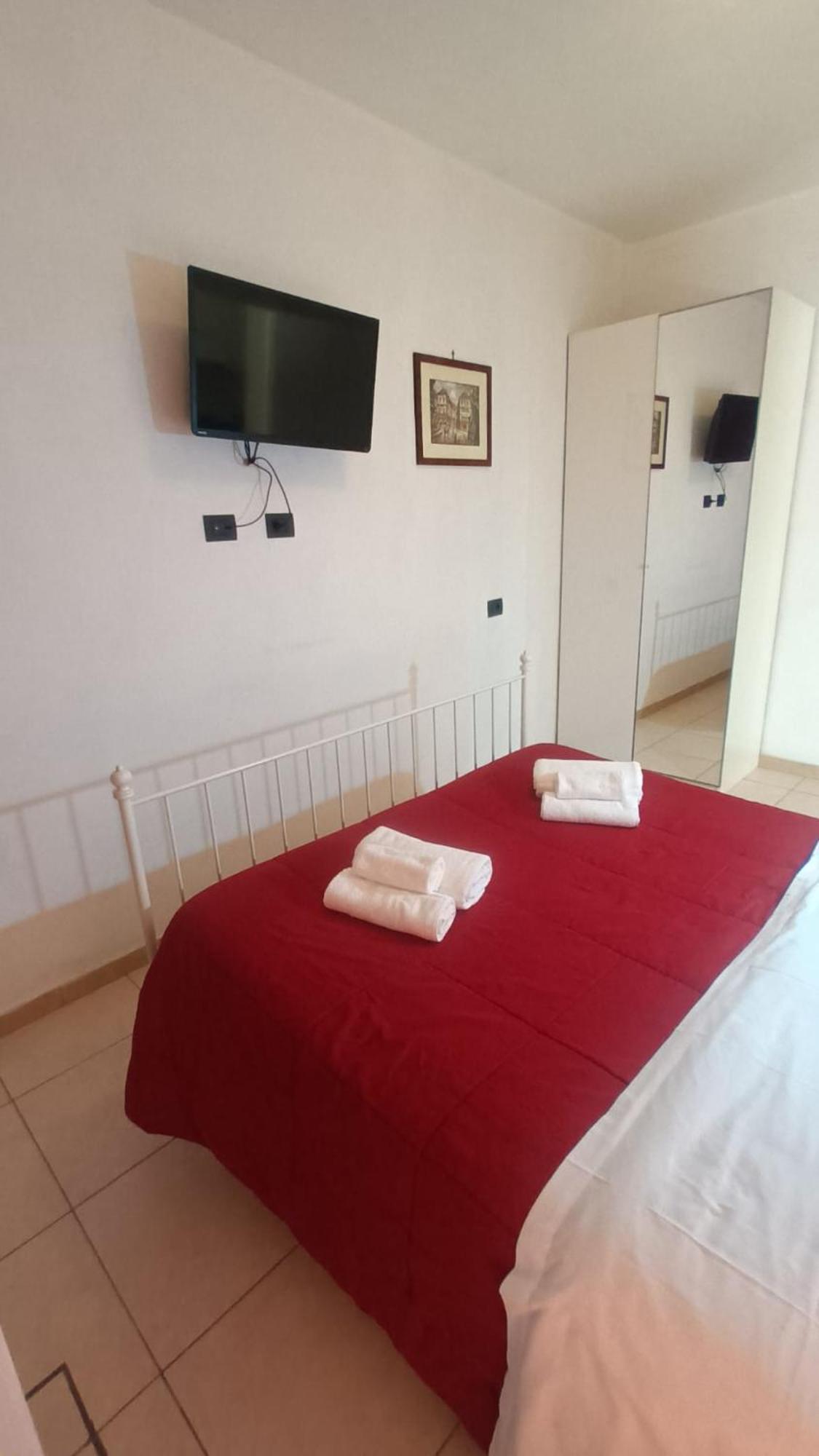 Olimpo Apartments St John In Lateran Rome Exterior photo