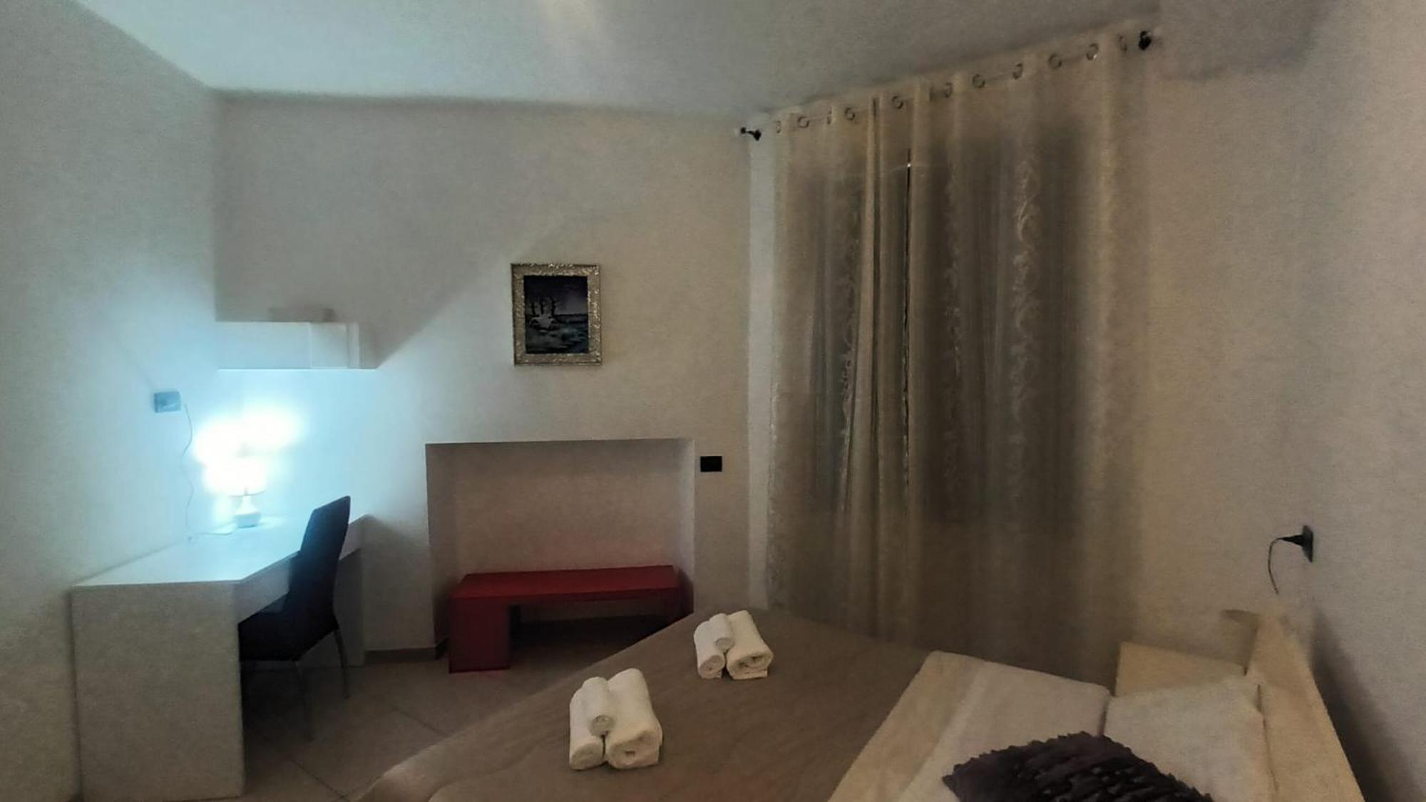 Olimpo Apartments St John In Lateran Rome Exterior photo